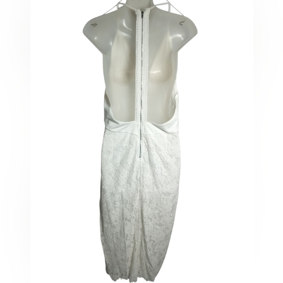 Lulu’s Women's White V Neck Scalloped Lace Zip Back Backless Halter Dress XL - Picture 5 of 9
